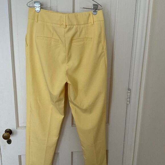 Shein yellow belted pants size large - Picture 4 of 4